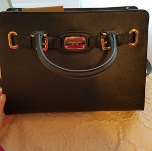 ***SOLD** MICHAEL KORS LEATHER HAMILTON EW SATCHEL